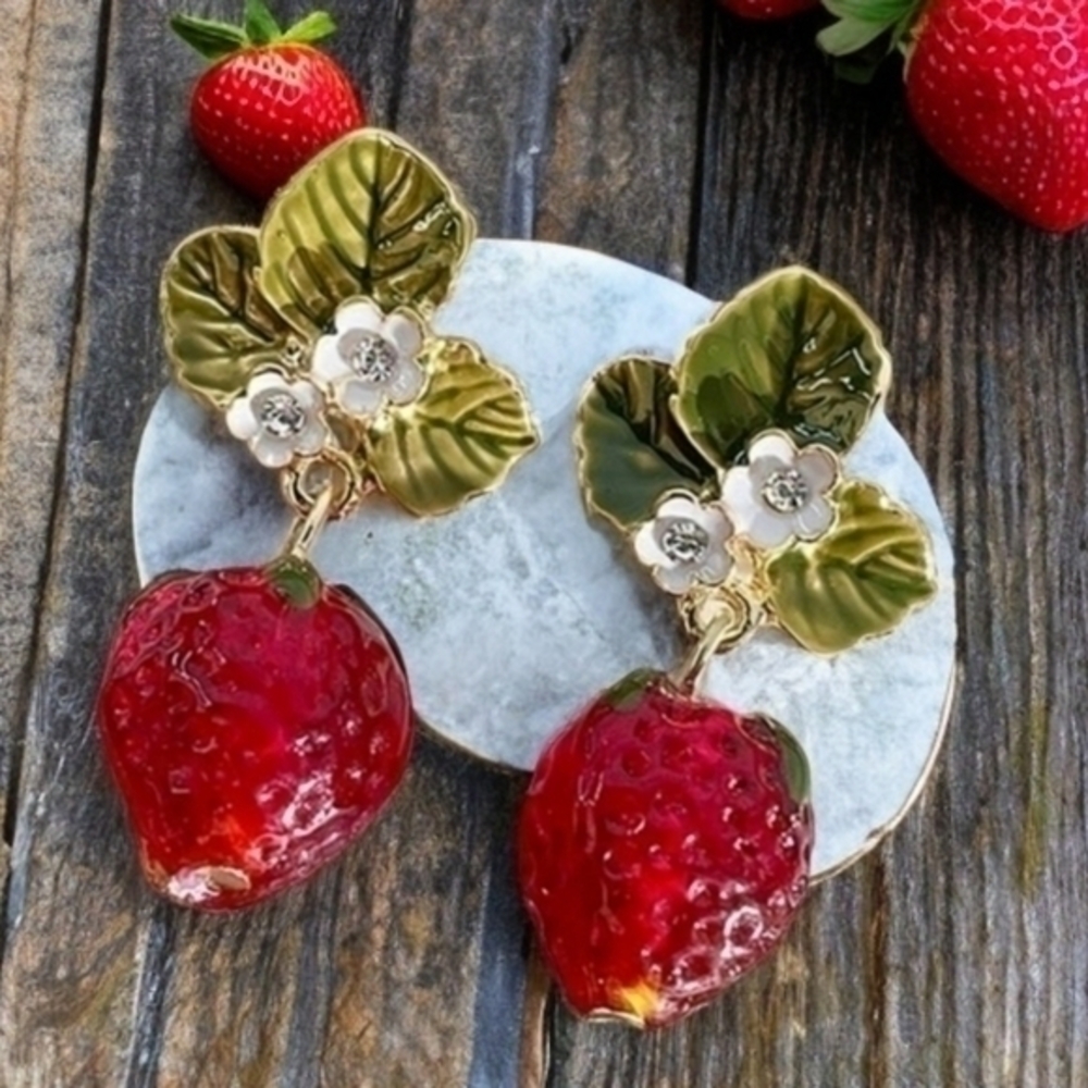 MODCLOTH STRAWBERRY RHINESTONE ACRYLIC EARRINGS